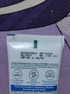 Himalaya Brightening Vitamin C Face Wash
