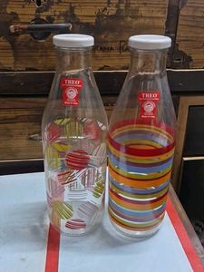 TREO Glass Bottles (Set of 2)