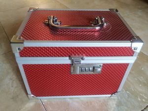 Cosmetics Container