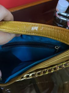 Sling Bag