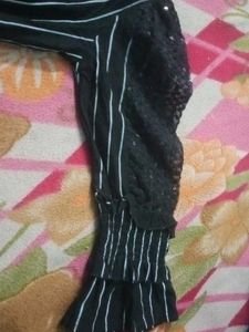 Striped Sleeve Detail Top