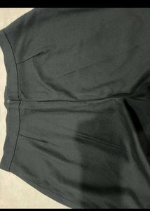 Chic Black Women&#39;s Trousers