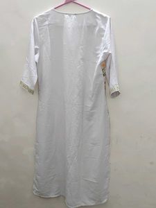 Ketch Women Stylish White Floral Kurta