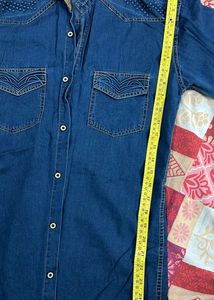 Denim Men&#39;s Blue Shirt With Detailing