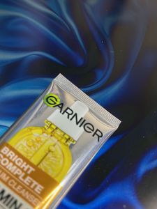 Garnier Vitamin C Serum Cleanser
