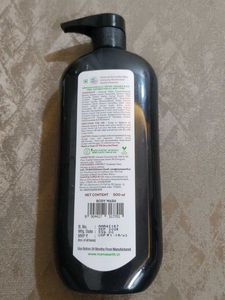 Mamaearth Charcoal Body Wash