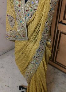 Golden Embellished Saree with blouse ✨💗