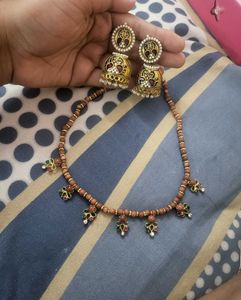 Necklace &amp; Earring Set