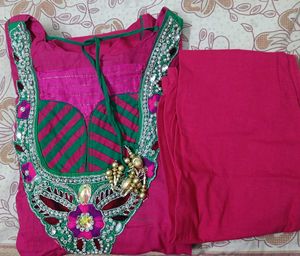 Round Kurta With Leggings Set