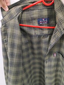A Green Casual Shirt