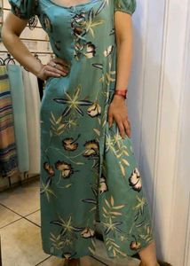 sea green dress