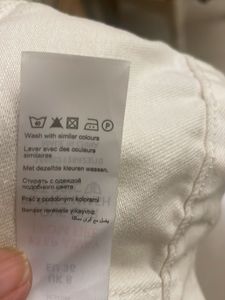 White denim Jacket, Sleeveless, Size 8
