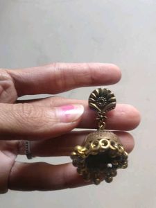 Earings