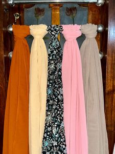 Set of 14 scarfs😍🛍️