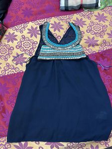 Sleeve Less Top