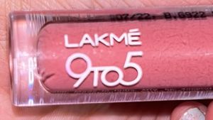 Lakme9to5  Lipstick