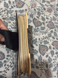 Black Clutch