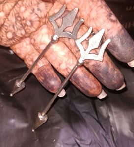 Trishul Studs