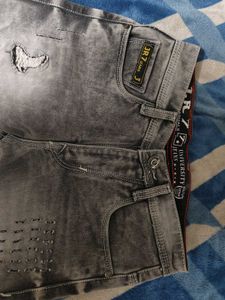 Boysss Jeanssss Size 28