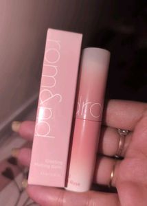 Korean Rom&amp;Nd Gloss And Balm