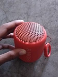 Sony Bluetooth Wireless Speaker With Mass Bass Good Sound Quality In New Condition Not Used It Most Of The Time Thinking To Buy New Speaker Real Price - 4650 You Can Check In Google