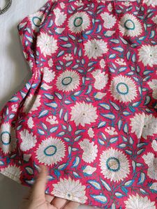 Womens Sleeveless Pure Cotton Short Kurti 💕❤️