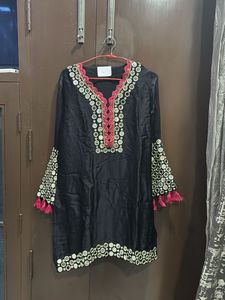 black suit with mirror work