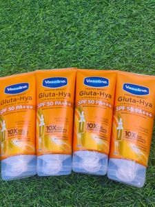 Vaseline Gluta Hya Sunscreen