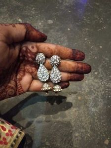 Sparkling Teardrop Earrings