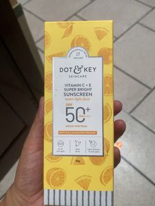 Dot & Key Sunscreen SPF 50