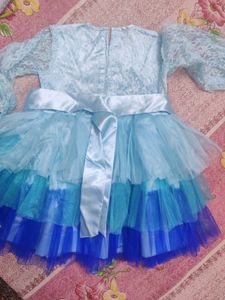 Layered Net Girls Frock With Satin Lining