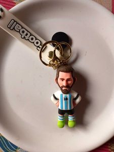 PACK OF 8 PREMIUM KEYCHAINS