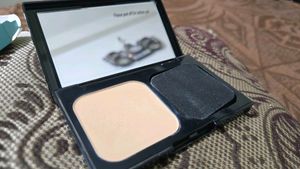 Maybelline Fit Me Powder Foundation - Shade 128