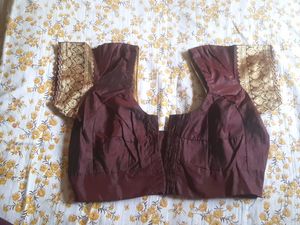 Saree With Blouse