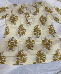 Floral Yellow Short Kurti/Top