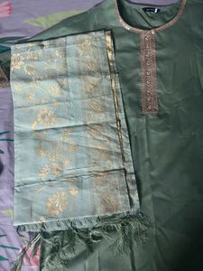 Kurta Set With Dupatta 💚