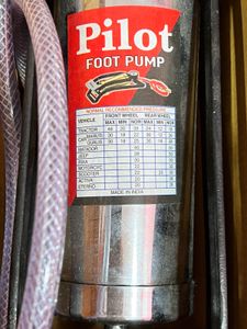 Pilot Foot Pump