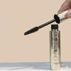 L'Oreal Voluminous Mascara