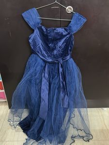 Elegant Blue Party Gown