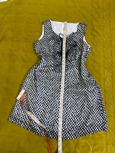 Black &amp; White Dress(girls 10-12)