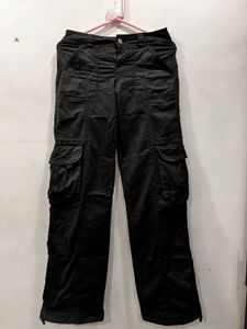 Black Cargo Pants (low-rise)