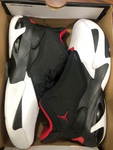 Jordan Max Aura 4 Sneakers - Black/Red