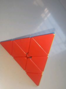 Cubelelo Pyramid Cube Magnetic Super Smooth