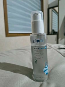 Plum De-Oily Skin Toner