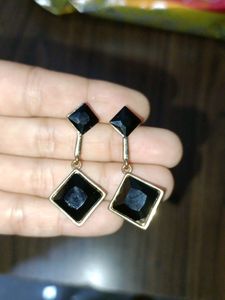 Nice Black Stone Earring