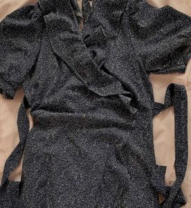 Floral Print Mini Wrap Dress 👗☺️