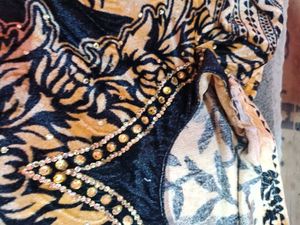 Elegant Velvet Wedding mirror printed  Kurti Set