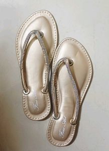 Elegant Gold Crystal Embellished Flip Flops