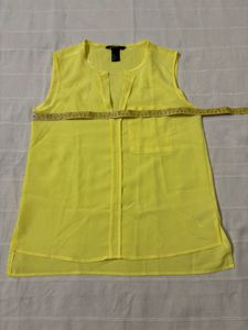 🆕H&amp;M Lemon Yellow Women Top