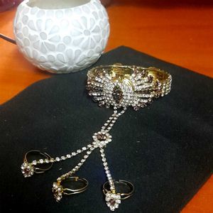 Elegant Hand Chain Bracelet